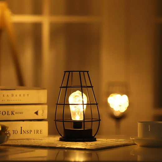 Mason Arts Vintage Metal Table Lamp