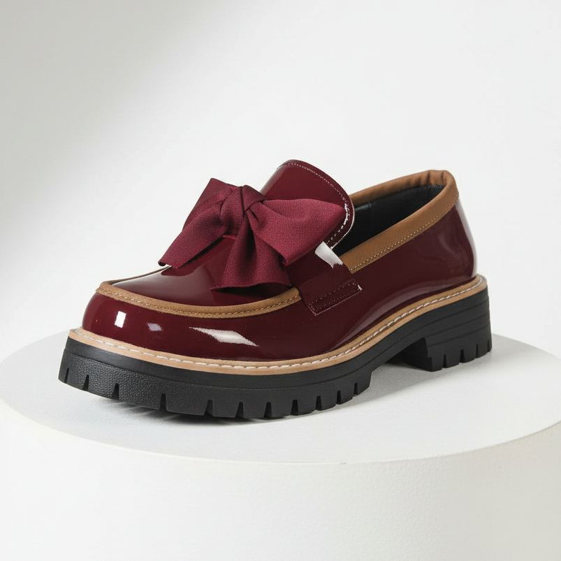 Avéra Contrast Bow Loafers