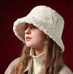 Avéra Plush Bucket Hat