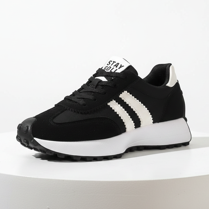 Avéra Metro Sneakers