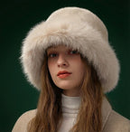 Avéra Demure Fur Hat