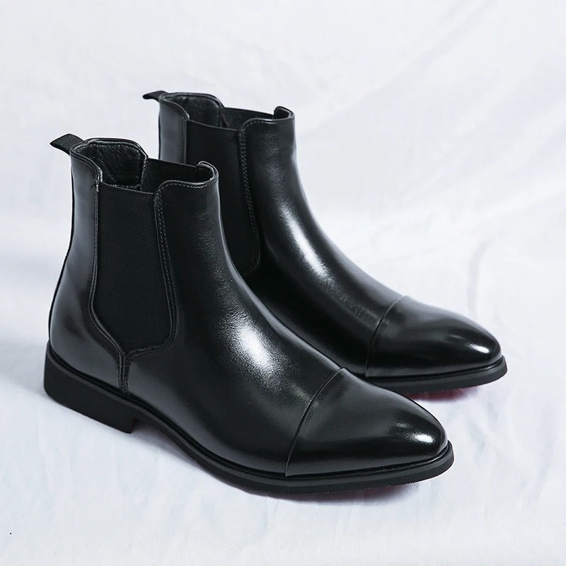 Huntsman™ Signature Crimson Chelsea Boots