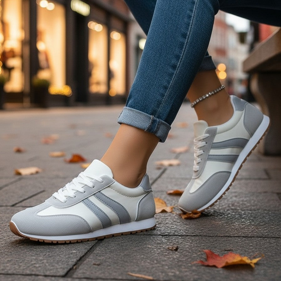 Avéra Cosmopolitan Sneakers