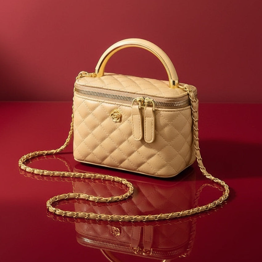 Avéra Quilted Legacy Vanity Bag