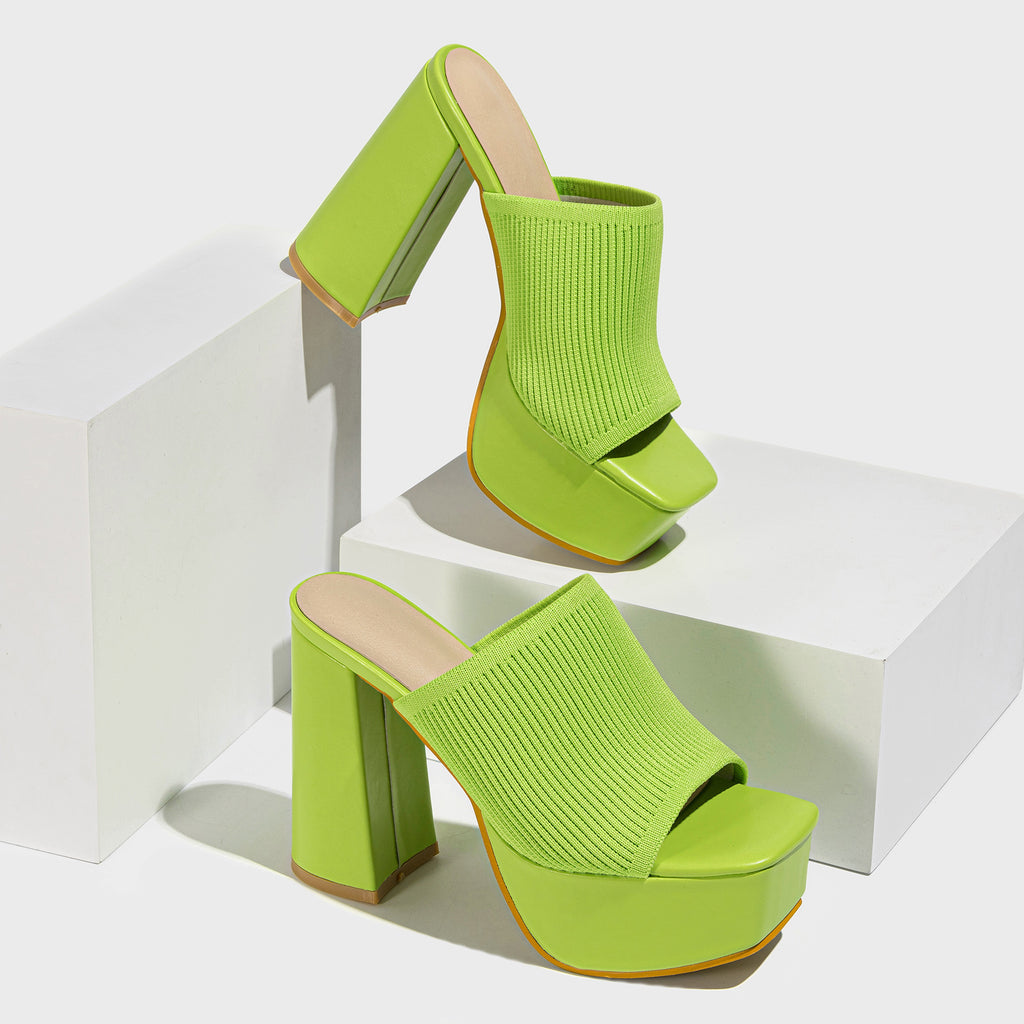Avéra Knit Platform Heels