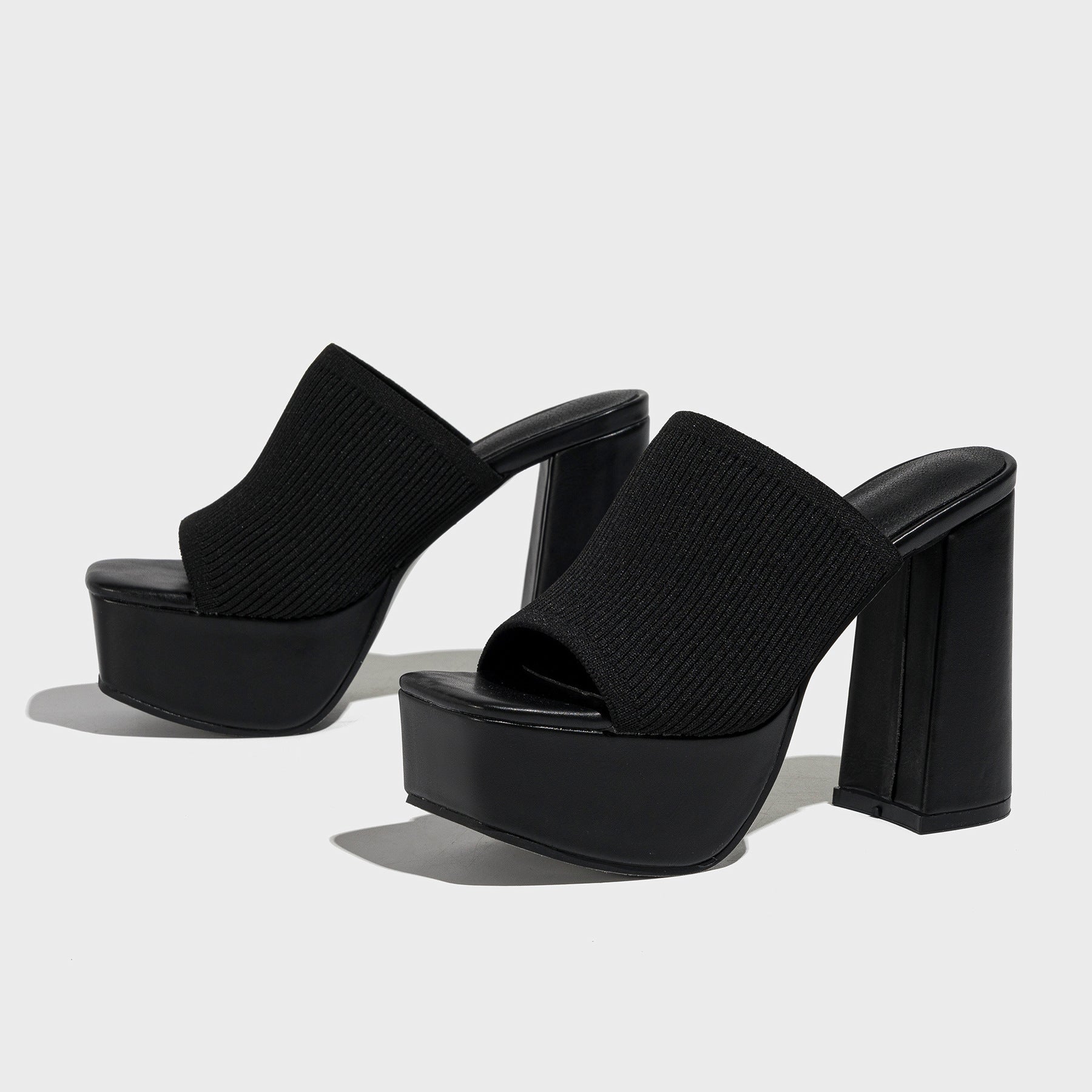 Avéra Knit Platform Heels