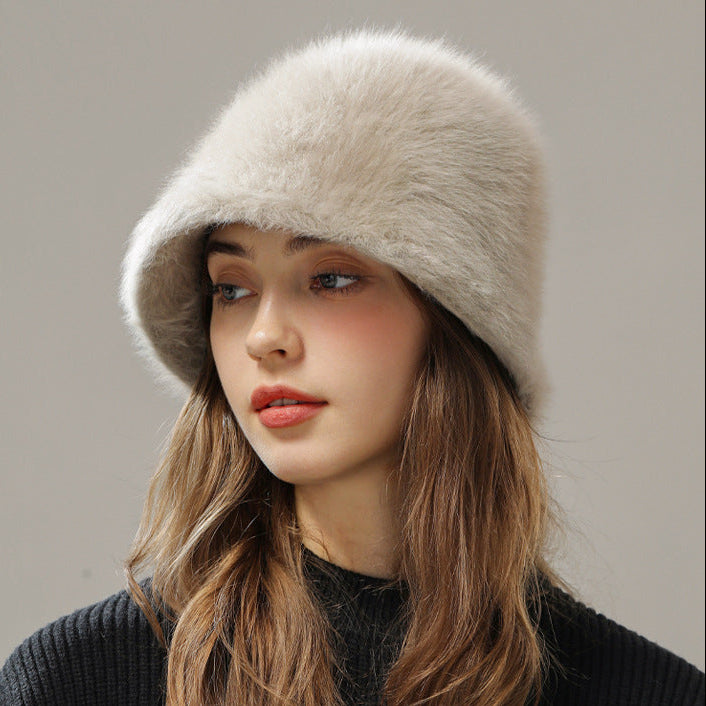 Avéra Soft Plush Bucket Hat