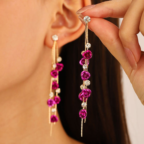 Adorá Dangling Rose Earrings