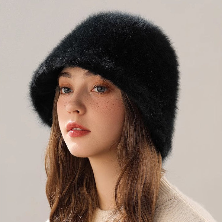 Avéra Soft Plush Bucket Hat