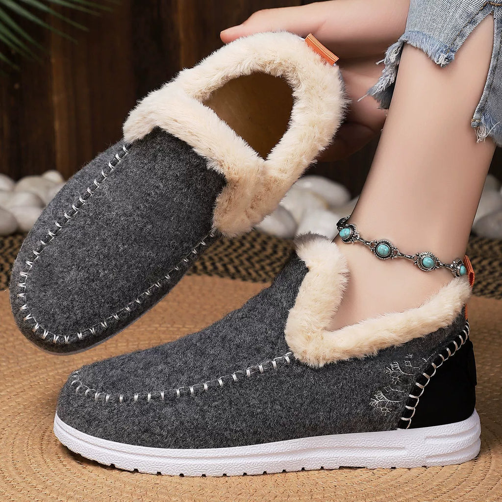 Mukava Alpine Fur Shoes