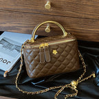 Avéra Quilted Legacy Vanity Bag
