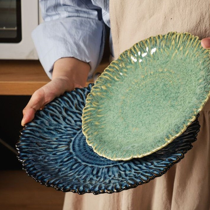 Thise™ Artisan Pulsing Waves Plates