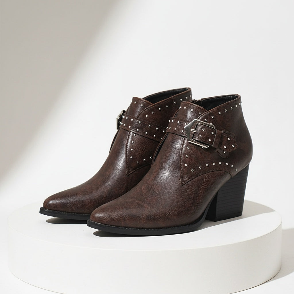 Avéra Western Buckle Boot Heels