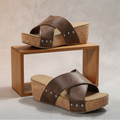 Avéra District Cross Wedge Sandals
