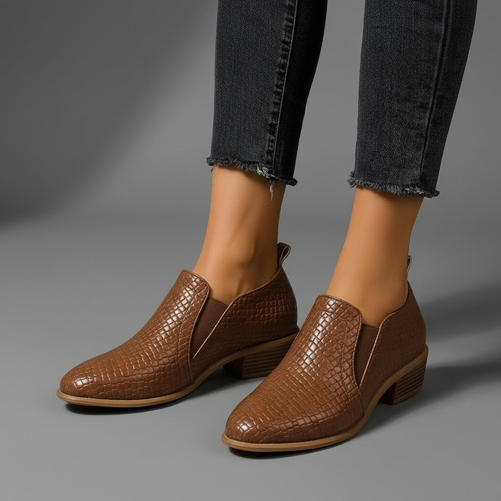 Avéra Croc Slip-On Block Heel