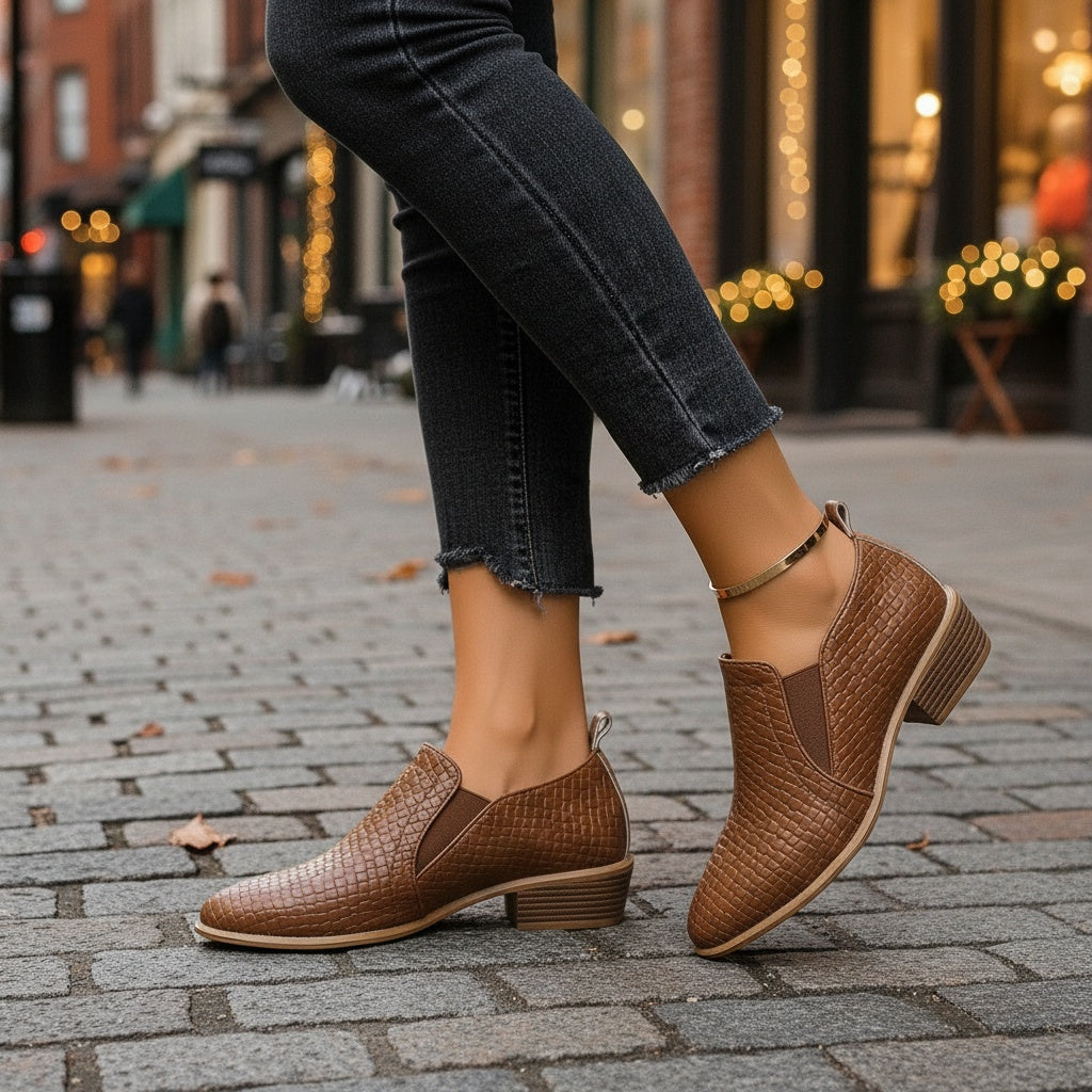Avéra Croc Slip-On Block Heel