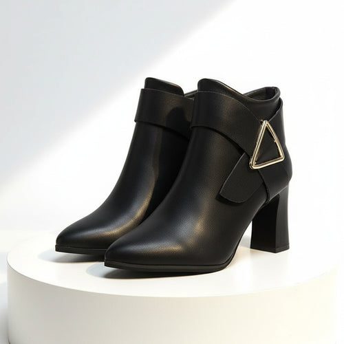 Avéra Demure Buckle Boots