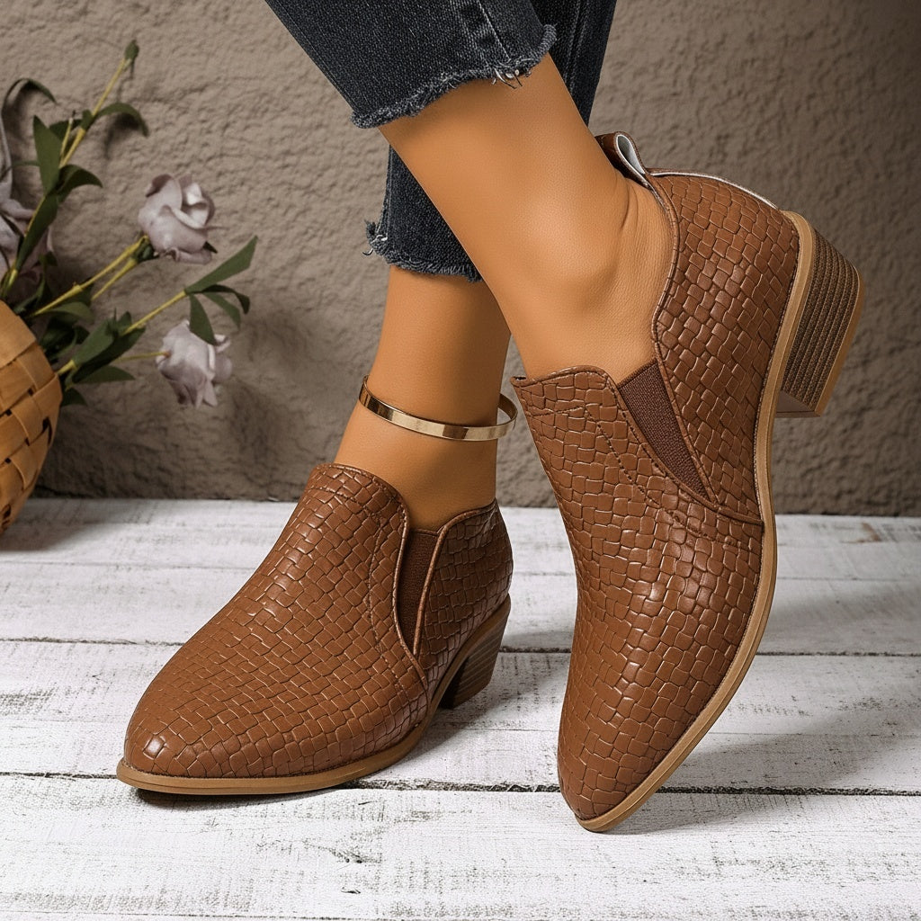 Avéra Croc Slip-On Block Heel