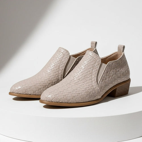 Avéra Croc Slip-On Block Heel